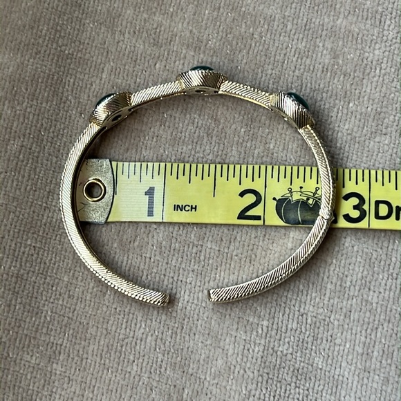 Judith Ripka Chalcedony & Chrome Diopside Gold Clad Sterling Bangle Cuff - Picture 13 of 16